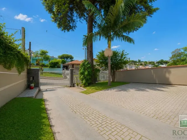 Prédio com 808m² 6 quartos e 3 banheiros, à venda, no bairro Ahú em Curitiba