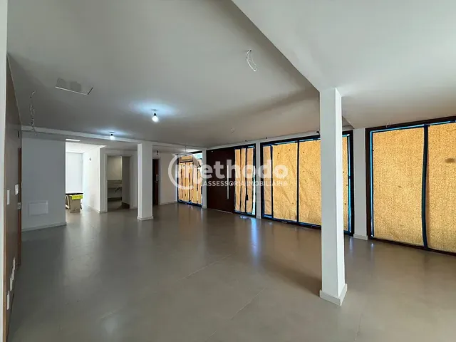 Prédio com 640m², para alugar, no bairro Nova Campinas em Campinas