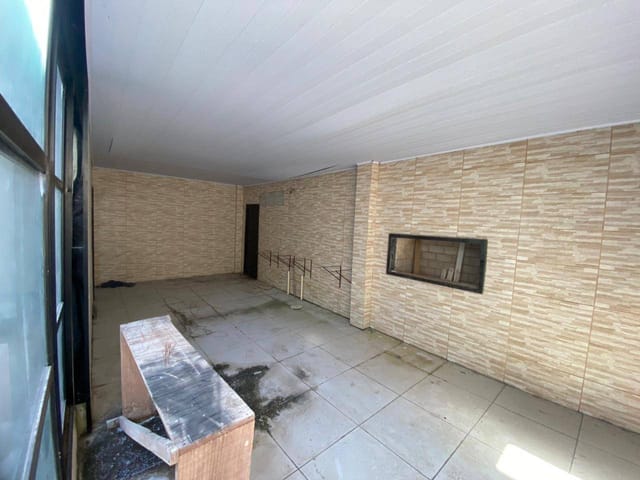 Prédio à venda, no bairro Areal em Pelotas