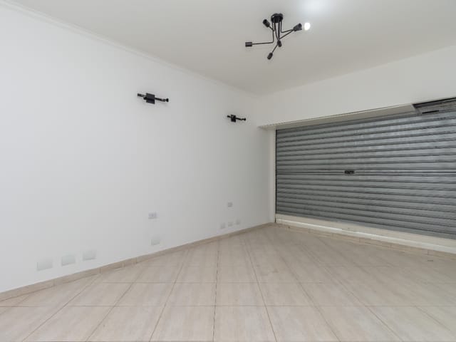 Prédio com 150m², à venda, no bairro Água Fria em São Paulo
