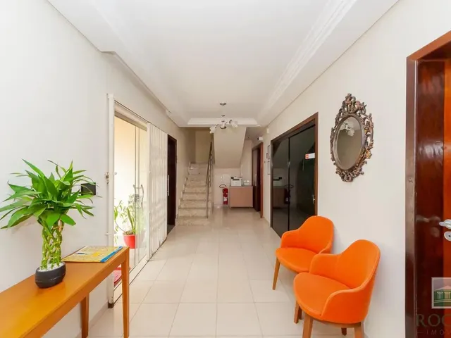 Prédio com 808m², à venda, no bairro Ahú em Curitiba
