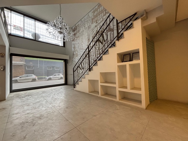 Prédio com 364m², à venda, no bairro Centro em Pelotas