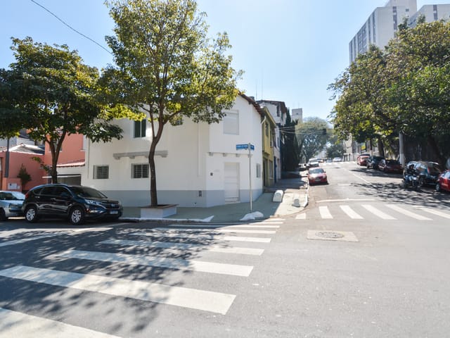 Foto do Prédio - Casa comercial para venda em Vila Clementino, 80m² | Lares e Andares Imóveis