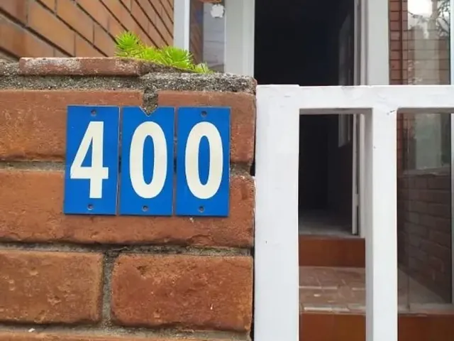 Prédio com 138m², para alugar, no bairro Centro em Curitiba