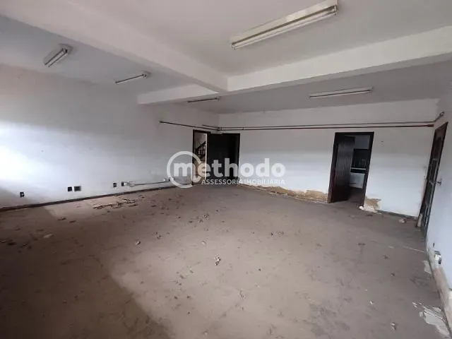 Prédio com 1100m², para alugar, no bairro Vila Sônia (Sousas) em Campinas