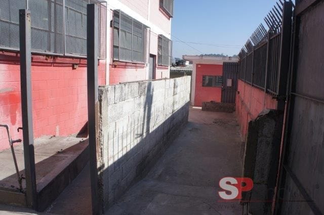 Prédio com 1250m², à venda, no bairro Jardim São Jorge (Raposo Tavares) em São Paulo