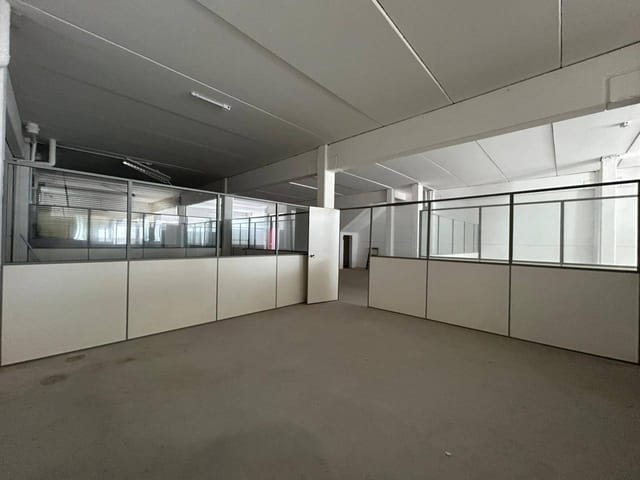 Prédio com 537m², à venda, no bairro Três Vendas em Pelotas