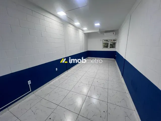 Prédio com 550m², à venda ou para alugar, no bairro Vila Santana em Campinas