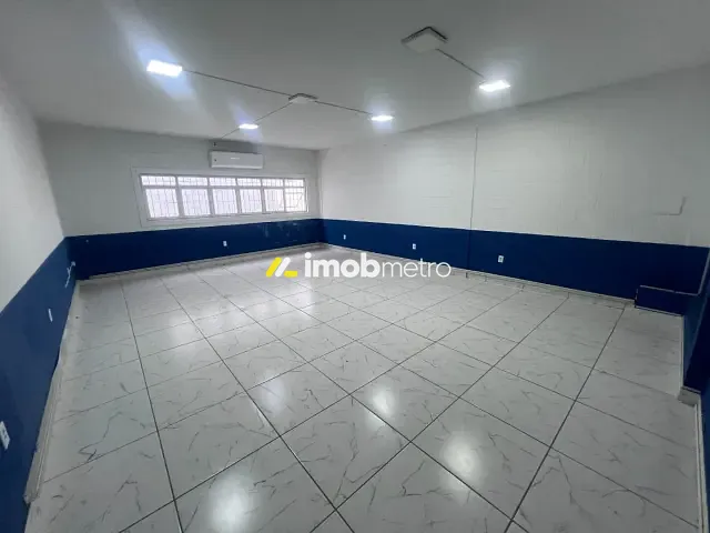 Prédio com 550m², à venda ou para alugar, no bairro Vila Santana em Campinas