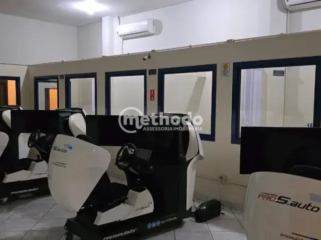 Prédio com 435m², à venda, no bairro Vila Industrial em Campinas