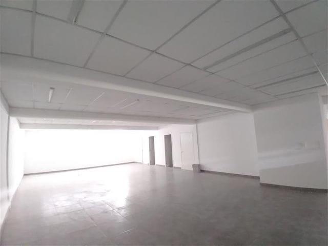 Prédio com 800m², à venda ou para alugar, no bairro Canindé em São Paulo