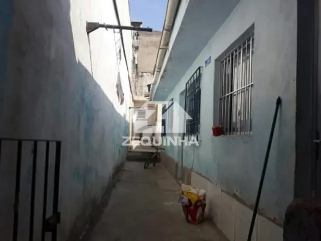 Prédio com 125m² 3 quartos e 3 banheiros, à venda, no bairro Padroeira em Osasco