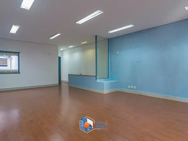 Prédio com 200m², à venda, no bairro Higienópolis em São Paulo