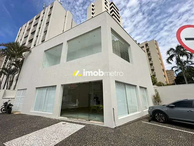 Prédio com 211m², à venda ou para alugar, no bairro Cambuí em Campinas