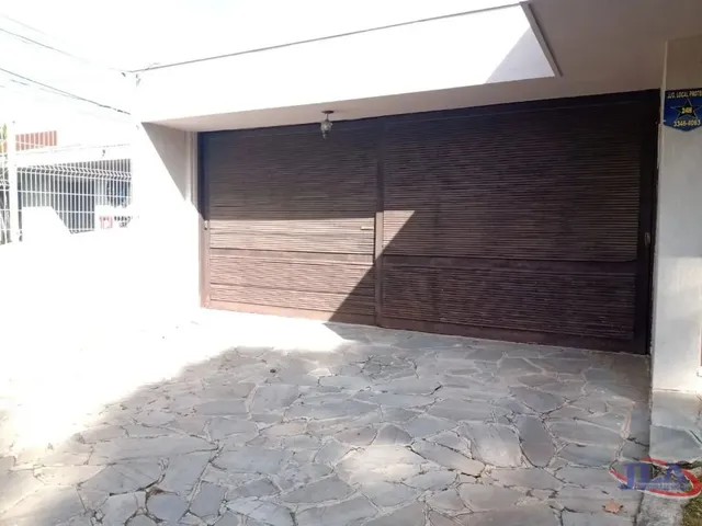 Prédio com 665m² 4 quartos e 4 banheiros, à venda, no bairro Ahú em Curitiba