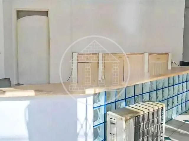Prédio com 894m², para alugar, no bairro Vila Sofia em São Paulo