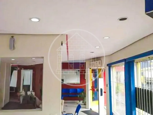 Prédio com 894m², para alugar, no bairro Vila Sofia em São Paulo