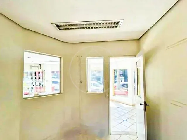Prédio com 894m², para alugar, no bairro Vila Sofia em São Paulo