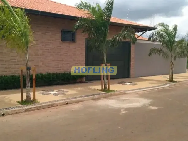 Prédio com 450m², à venda ou para alugar, no bairro Parque Flórida em Rio Claro