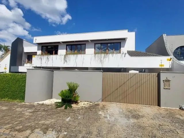 Prédio com 470m² 1 quarto e 5 banheiros, para alugar, no bairro Ahú em Curitiba