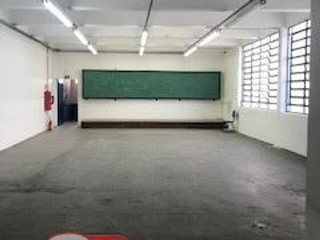 Prédio com 400m², para alugar, no bairro Santo Amaro em São Paulo