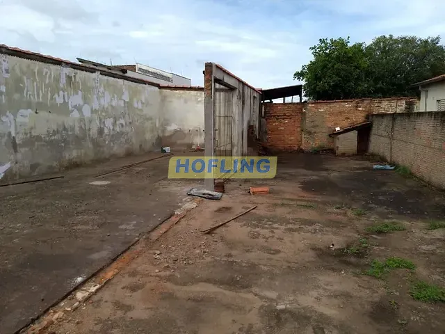 Prédio com 1m², para alugar, no bairro Centro em Rio Claro