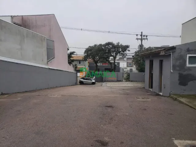 Prédio 2 quartos e 1 banheiro, para alugar, no bairro Jardim das Américas em Curitiba