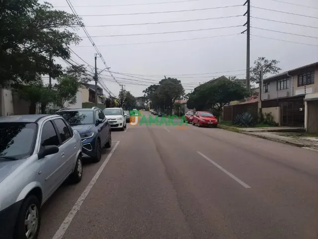 Prédio 2 quartos e 1 banheiro, para alugar, no bairro Jardim das Américas em Curitiba