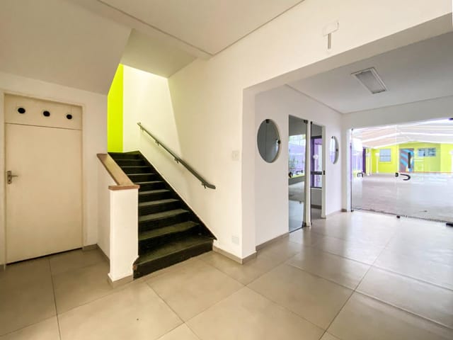 Prédio com 400m², à venda, no bairro Vila Uberabinha em São Paulo