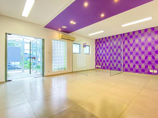 Prédio com 400m², à venda, no bairro Vila Uberabinha em São Paulo