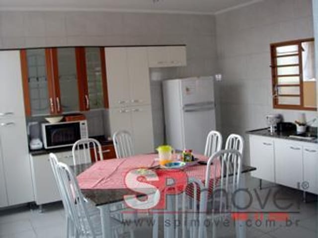 Prédio com 1000m², à venda ou para alugar, no bairro Vila Amália (Zona Norte) em São Paulo