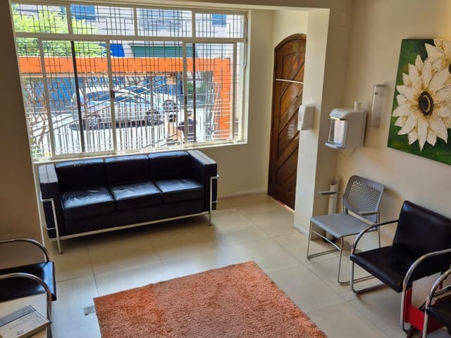 Prédio com 300m², à venda, no bairro Vila Romana em São Paulo