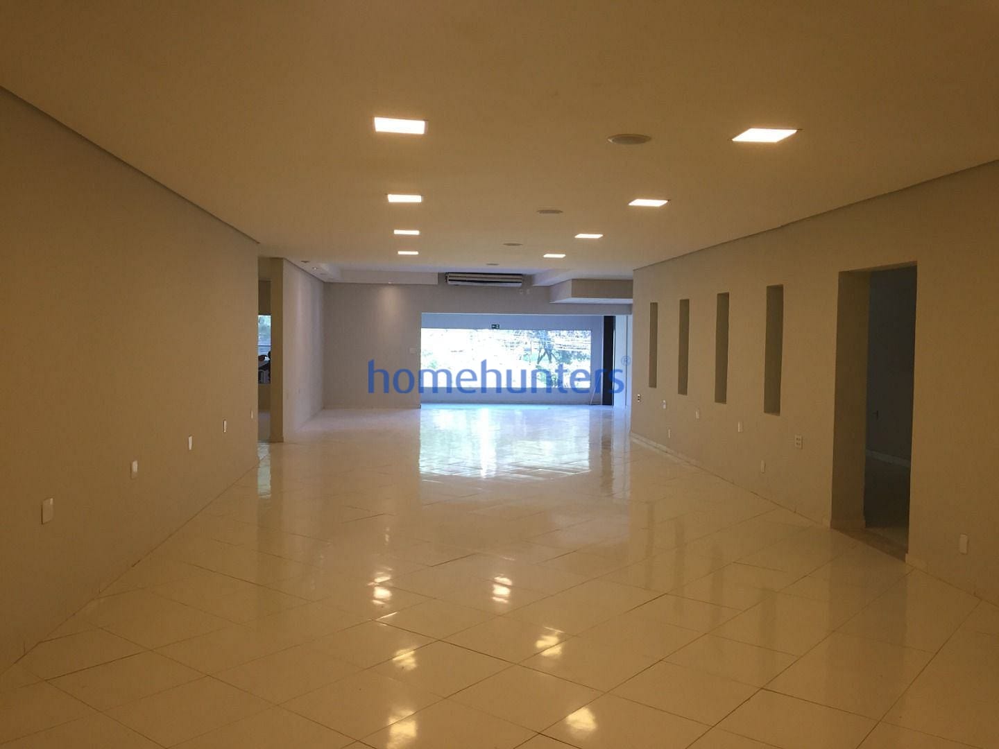 Prédio Inteiro para alugar, 377m² - Foto 1