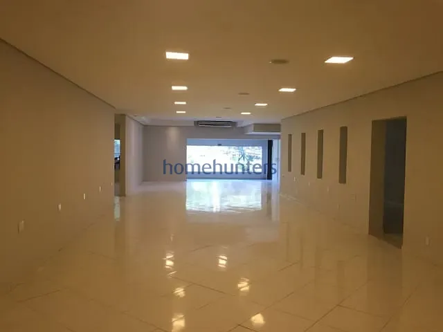 Prédio com 574m², para alugar, no bairro Cambuí em Campinas