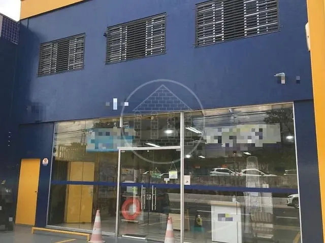 Prédio com 210m², à venda, no bairro Moema em São Paulo