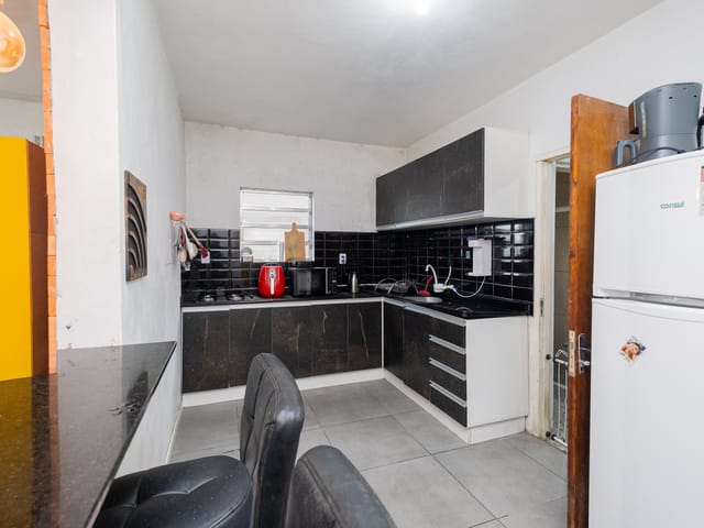 Prédio com 800m², à venda, no bairro Três Vendas em Pelotas
