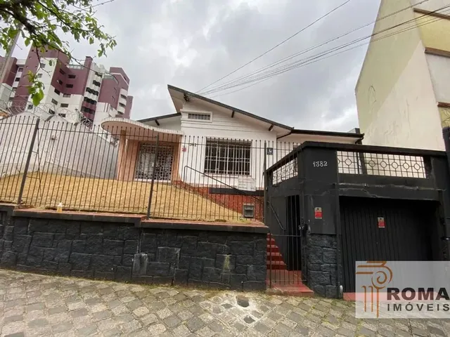 Prédio com 203m², à venda, no bairro Centro em Curitiba
