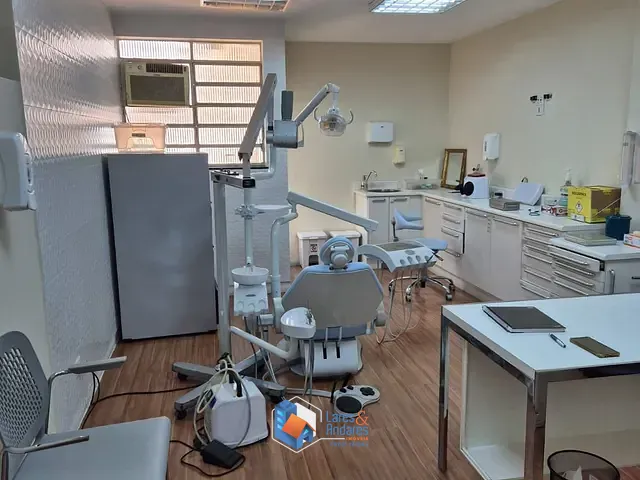 Prédio com 300m², à venda, no bairro Vila Romana em São Paulo