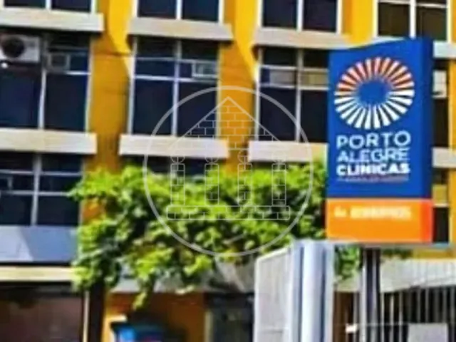 Prédio com 900m², para alugar, no bairro Floresta em Porto Alegre