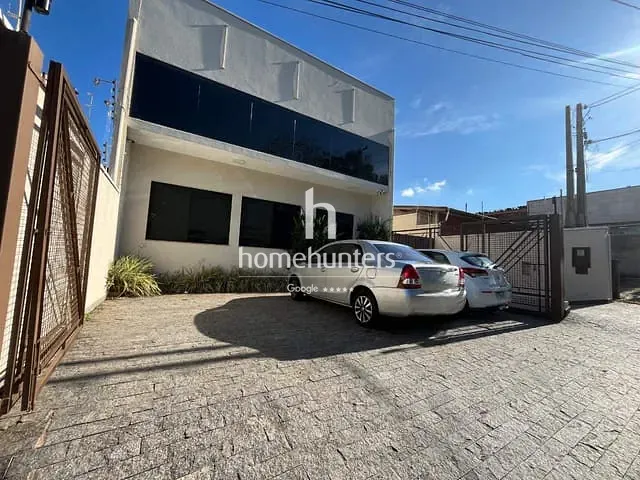 Prédio com 300m², à venda, no bairro Vila Joaquim Inácio em Campinas