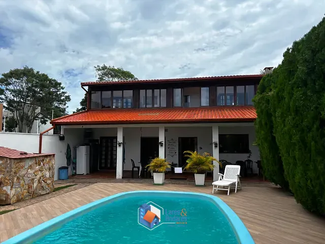 Prédio com 405m², à venda, no bairro São João do Rio Vermelho em Florianópolis