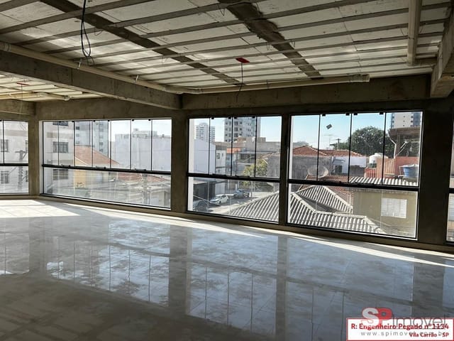 Prédio com 600m², para alugar, no bairro Vila Carrão em São Paulo