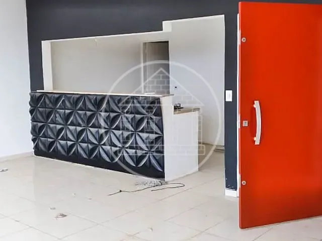 Prédio com 780m², à venda ou para alugar, no bairro Jardim Shangrilá (Zona Sul) em São Paulo