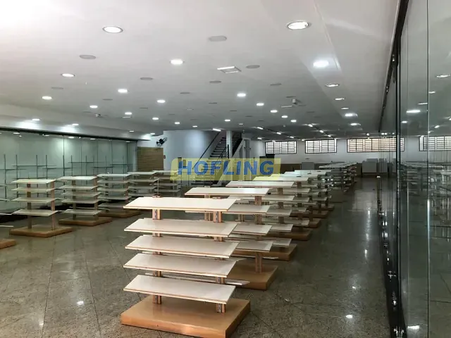 Prédio com 492m², para alugar, no bairro Centro em Araras