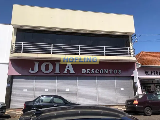 Prédio com 492m², para alugar, no bairro Centro em Araras