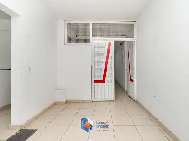 Prédio com 210m², à venda, no bairro Santana em São Paulo