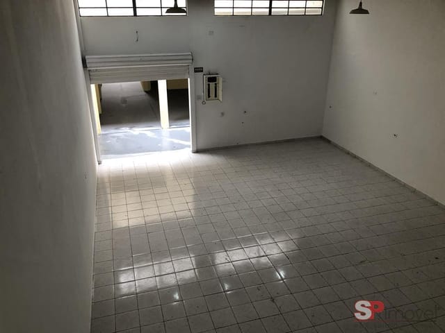 Prédio com 310m², para alugar, no bairro Santana em São Paulo