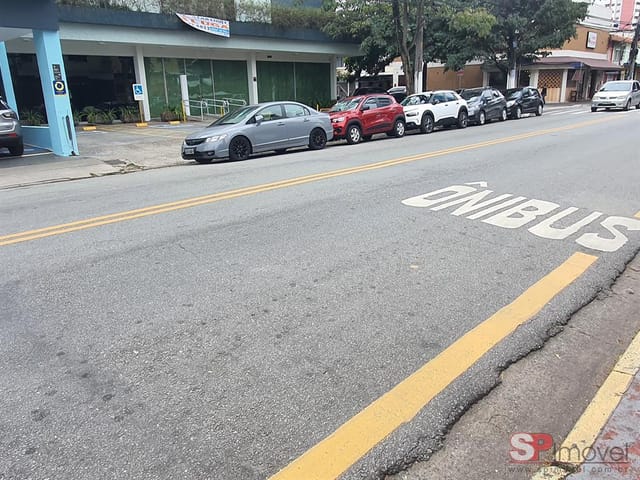 Prédio com 1550m², à venda, no bairro Chácara Santo António em São Paulo