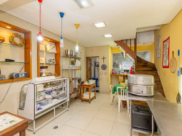 Prédio com 60m², à venda, no bairro Moema em São Paulo
