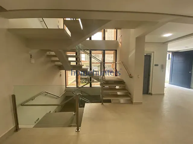 Prédio com 700m², para alugar, no bairro Jardim Brasil em Campinas